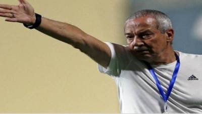 مرتضى منصور يعلن تعاقد الزمالك مع فيريرا لمدة سنة ونصف 