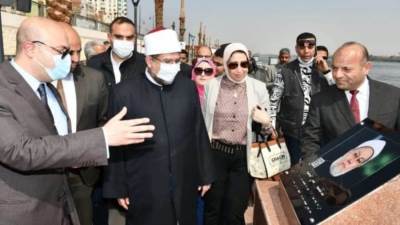 وزير الأوقاف ومحافظ بني سويف يتفقدان ممشى كورنيش بني سويف الجديد