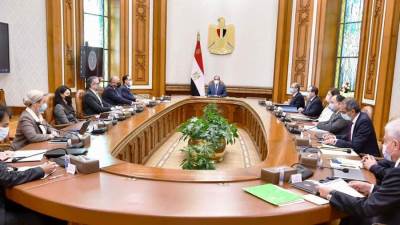 الرئيس السيسي يتابع أعمال اللجنة الوزارية العليا لتحضير استضافة مصر لمؤتمر المناخ