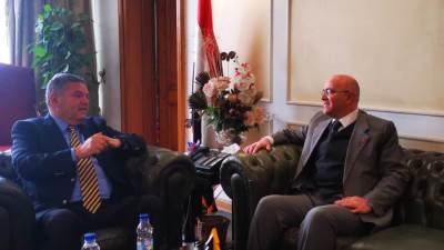 «وزير قطاع الأعمال» يبحث مع سفير المغرب بالقاهرة تعزيز التعاون المشترك