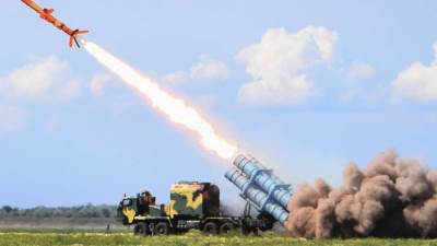 عاجل.. الولايات المتحدة ترسل 19 ألف صاروخ مضاد للدبابات والطائرات لأوكرانيا