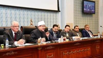 وزير الأوقاف: نحرص على وصول الحق لمستحقيه ونسعى لحل جميع المشكلات