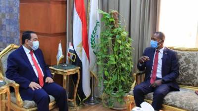 رئيس التنظيم والإدارة يستقبل وزير الخدمة العامة بدولة جنوب السودان