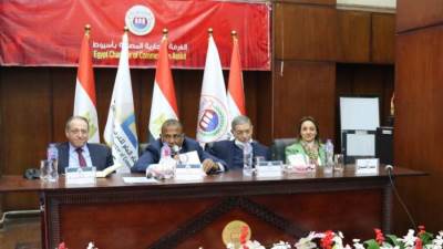 شعبة الاقتصاد الرقمي تعقد ورشة عمل بالغرفة التجارية للشركات الصغيرة والمتوسطة