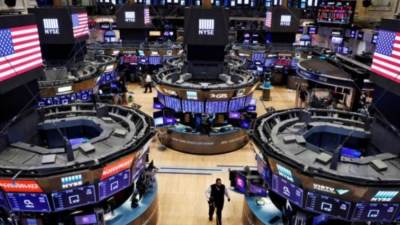 تأثيرات الحرب.. الأسهم الأمريكية تغلق على تراجعات عالمية