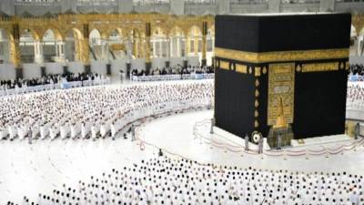 شؤون الحرمين تكثف خدماتها لاستقبال قاصدي البيت الحرام