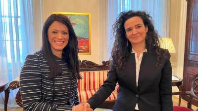 «المشاط» تناقش مع الرئيس التنفيذي لصناديق الاستثمار في المناخ التعاون المشترك