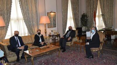 وزير الخارجية يلتقي الأمينة التنفيذية لاتفاقية الأمم المتحدة الإطارية لتغير المُناخ