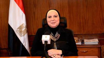 نيفين جامع: 165 جهة إنتاجية تشارك بالمسابقة بعدد 763 منتجًا غذائيا وتراثيًا