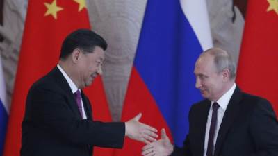 عاجل.. وزير المالية الروسي يفجر مفاجأة من العيار الثقيل تكشف تأزم بوتين