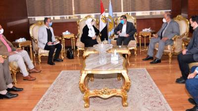 محافظ الغربية يستقبل ممثلي الشباب والرياضة استعداداً لمنتدى شباب الدلتا