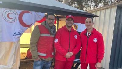 الهلال الأحمر يستقبل المصريين على معبر «سيريت» عند الحدود الرومانية الأوكرانية