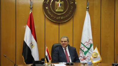 صرف 3.6 مليون جنيه إعانات طوارئ لـ2609 عاملا بالمؤسسة الثقافية والجامعة العمالية