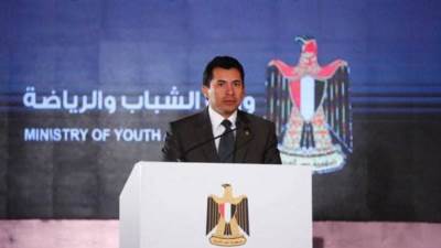 وزير الرياضة يشهد مراسم توقيع عقد تسويق جائزة The First.. الإثنين 