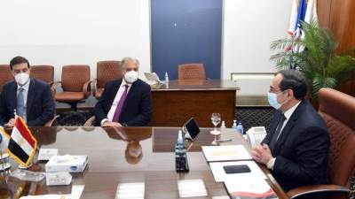 مباحثات مشتركة لدعم أنشطة النقل البحري للبترول والغاز المسال