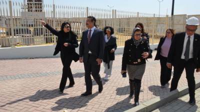 وزير الإسكان يتابع مشروع توسعات محطة معالجة الصرف الصحي بـ النوبارية الجديدة