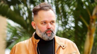 «محمد محمود عبد العزيز» يعلن عن نجاته من الموت خلال يومين متتاليين