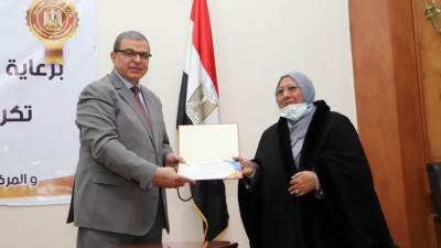 سعفان يكرم 86 أماً و12 موظفة مثالية بمناسبة عيد الأم