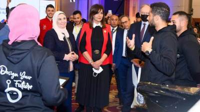 وزيرة الهجرة: نسعى للاستفادة من خبرات علمائنا بالخارج لدعم أفكار ومشروعات الطلبة