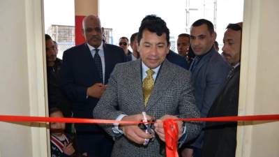 «صبحي» يفتتح مقرى لبرلمان الشباب وذوى القدرات بالتجمع الأول