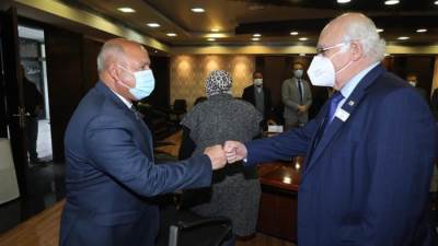 «النقل»: تعاون مع شركة هيرنكنشت لتوريد ماكينات حفر الانفاق لتنفيذ مشروعات بمصر