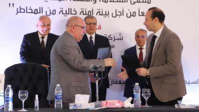 سعفان ومحافظ قنا يشهدان توقيع بروتوكول مع مؤسسة "النداء" بمجال التنمية المستدامة