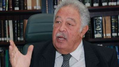 عاجل.. رحيل رجائي عطية نقيب المحامين عن عمر يناهز 83 عاما