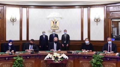 «مدبولي» يشهد توقيع تفاهم مع شركة "ميرسك العالمية" لإنتاج الوقود الأخضر