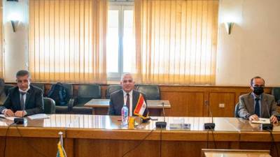 «عبد العاطى» ونائبة رئيس وزراء الكونغو يبحثان موقف مشروعات التعاون بين البلدين