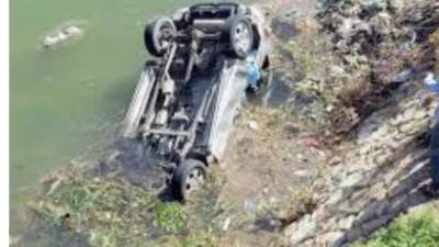 مصرع شخص وإصابة آخرين إثر انقلاب سيارة ملاكي بترعة المريوطية