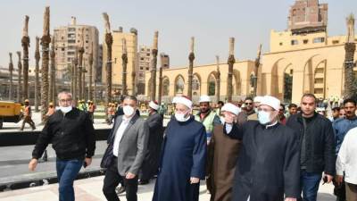 وزير الأوقاف يتفقد أعمال تطوير جامع عمرو بن العاص 