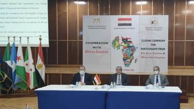 وزير الكهرباء يشهد تخريج دفعة جديد لتدريب كوادر بشرية افريقية