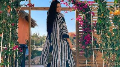 الراقصة لورديانا تهنئ المسلمين بقدوم شهر رمضان