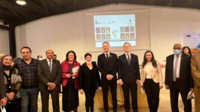 سفير بريطانيا يزور أنشطة برنامج "وعي" للتنمية المجتمعية بالمنيا