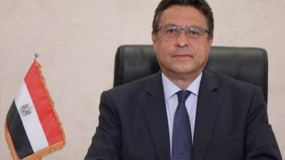 «سفير مصر بالكويت» يهنئ ولي العهد بمناسبة شهر رمضان