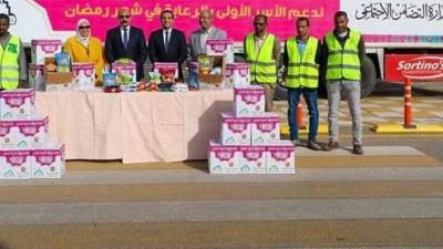 بالتنسيق بين الوزارات.. توزيع نحو 9 ملايين كرتونة رمضان للأسر الأولى بالرعاية