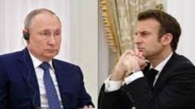 عاجل.. فرنسا تقرر طرد الطاقم الدبلوماسي الروسي 