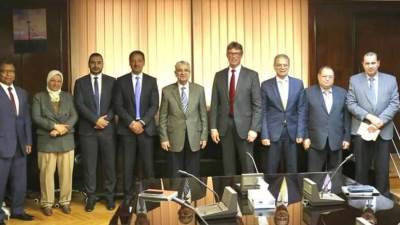 وزير الكهرباء يستقبل عضو مجلس إدارة شركة سيمنز العالمية لتعزيز التعاون المشترك