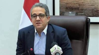 وزير السياحة يلتقي بوفد إعلامي من رومانيا خلال زيارتهم التعريفية لمصر
