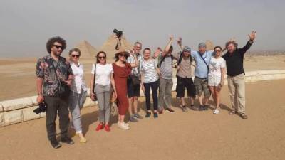 الوفد الإعلامي الروماني في زيارة لمنطقة أهرامات الجيزة