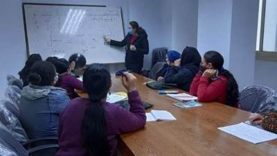 "الشباب والرياضة" تواصل تنفيذ مشروع "المصريون يتعلمون" بالإسكندرية