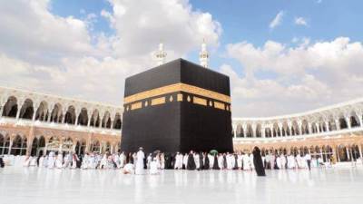 فتح باب تلقي طلبات الحج للشركات السياحية