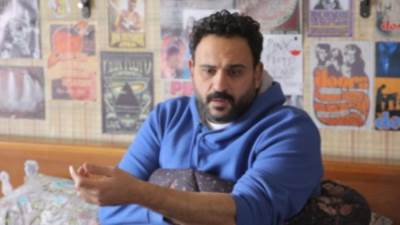 أكرم حسني يفوز ب 100ألف جنية.. تعرف علي تفاصيل مكتوب عليا الحلقة5