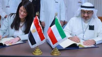 "المشاط" توقع اتفاقية منحة بقيمة 750 ألف دينار كويتي 