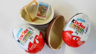 وقف مصنع شوكولاتة كيندر "البيضة" وسحب منتجاتها من بلجيكا