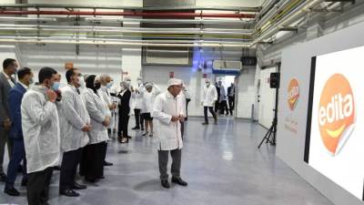 رئيس الوزراء يواصل جولته لعدد من مصانع 6 أكتوبر (صور) 