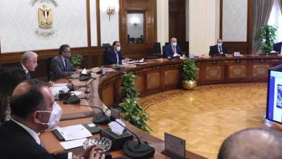 رئيس الوزراء يتابع الجهود المبذولة للتعامل مع مشكلات المستثمرين السياحيين المتعثرين