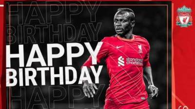 "ليفربول" يحتفل بعيد ميلاد لساديو ماني