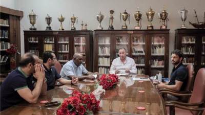 الخطيب يناقش مع موسيمانى استعدادات الفريق للفترة القادمة 