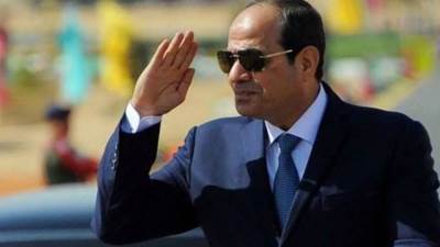 "السيسي" يهنئ المصريين بذكرى احتفالات العاشر من رمضان